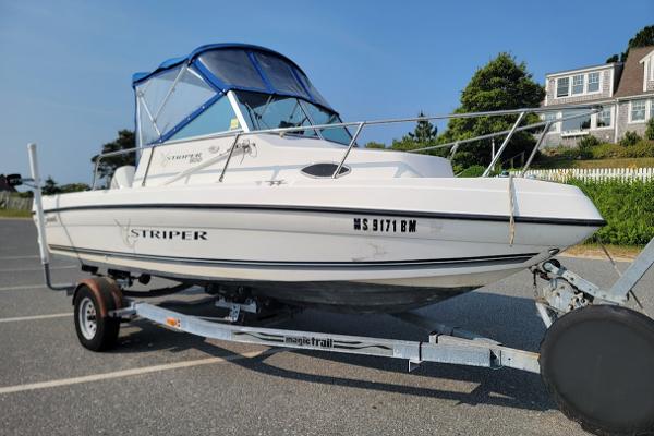 1999 Seaswirl 1850 Striper, trailer, '02 outboard