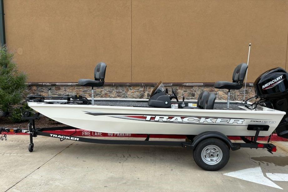 2026 Tracker Pro 170