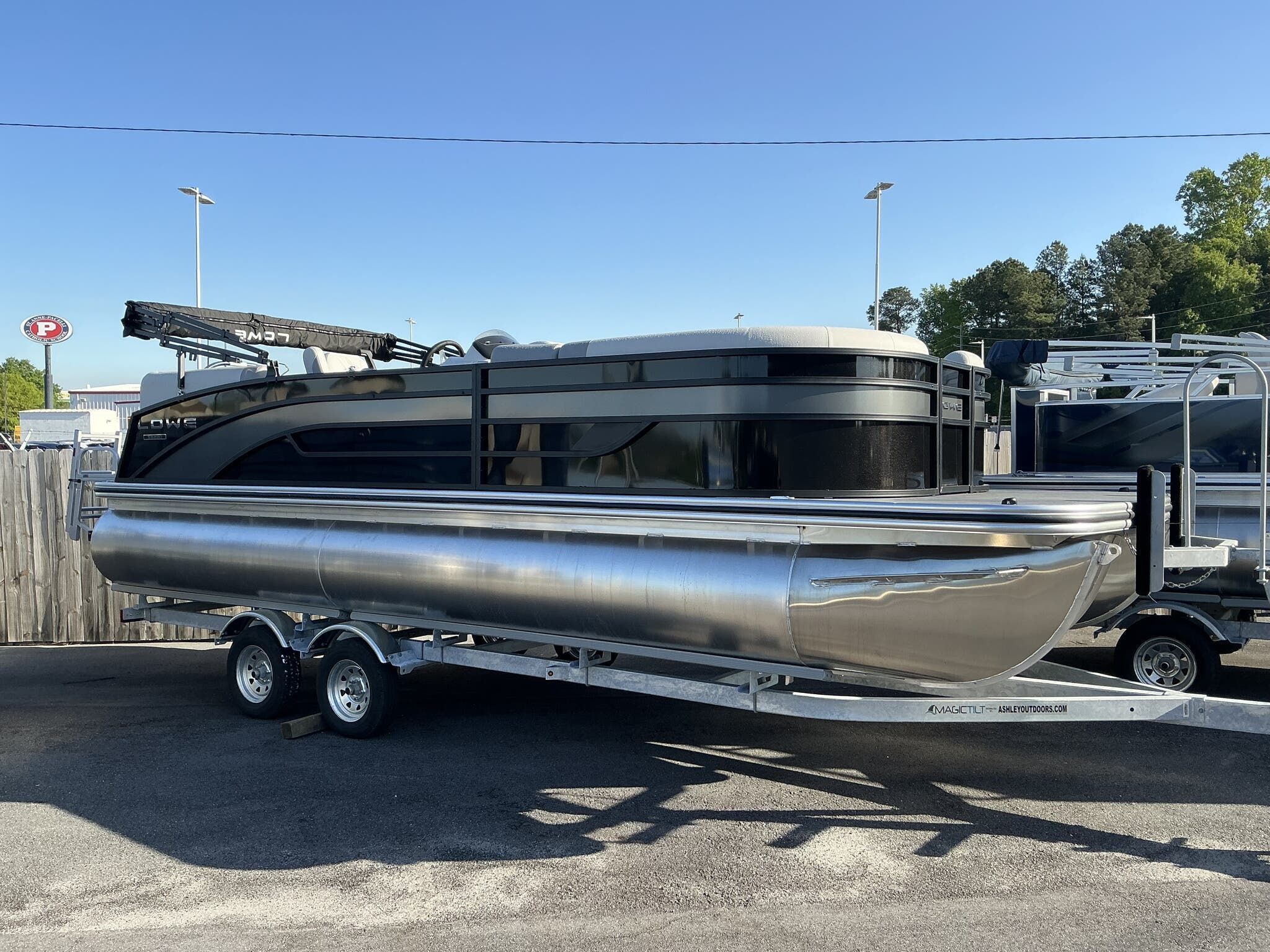 2025 Lowe SS230