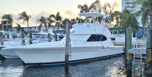 2004 Riviera 42 Convertible