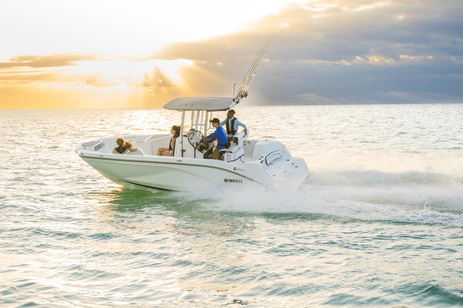 2025 Yamaha Boats 220 FSH Sport