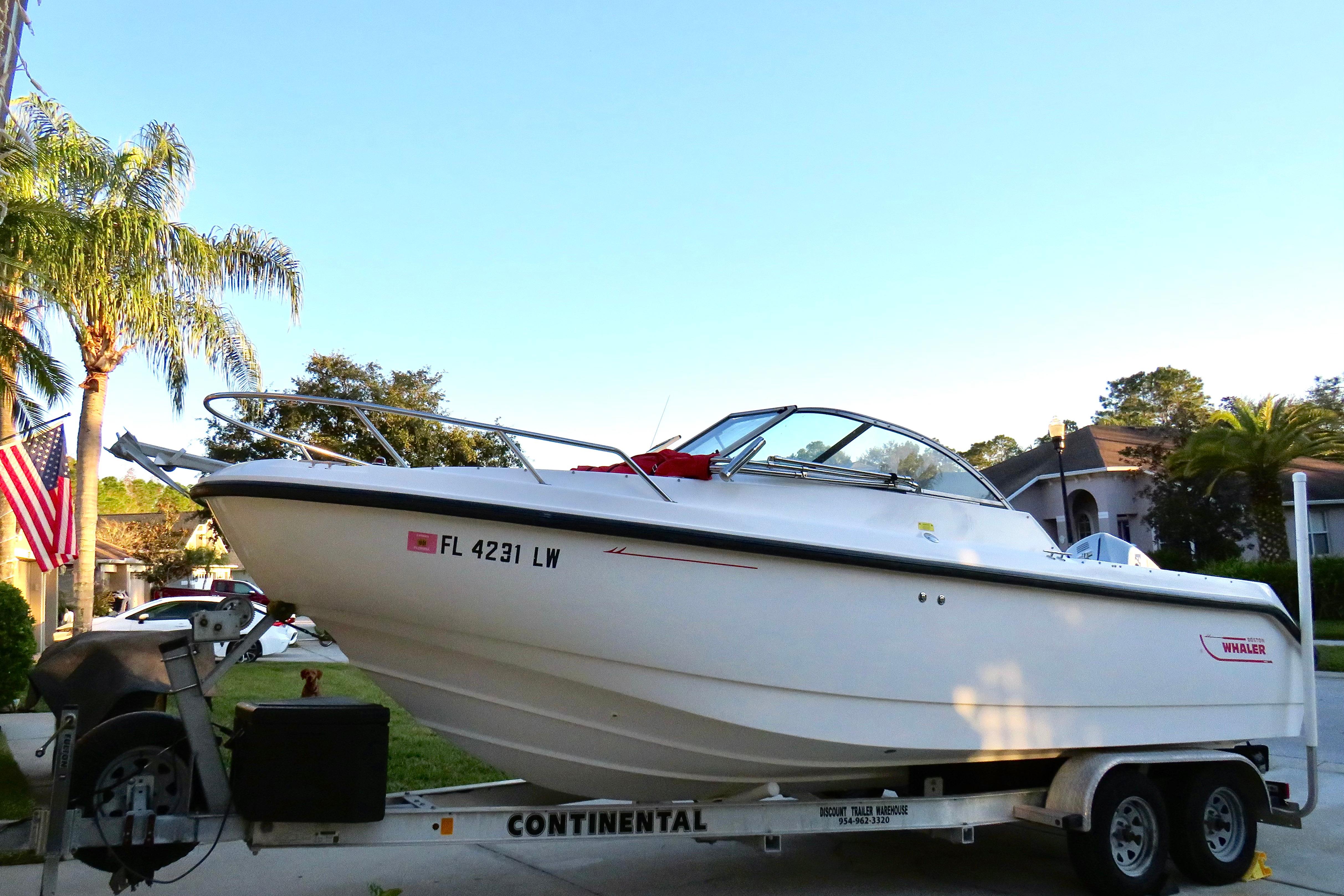2002 Boston Whaler 210 Ventura