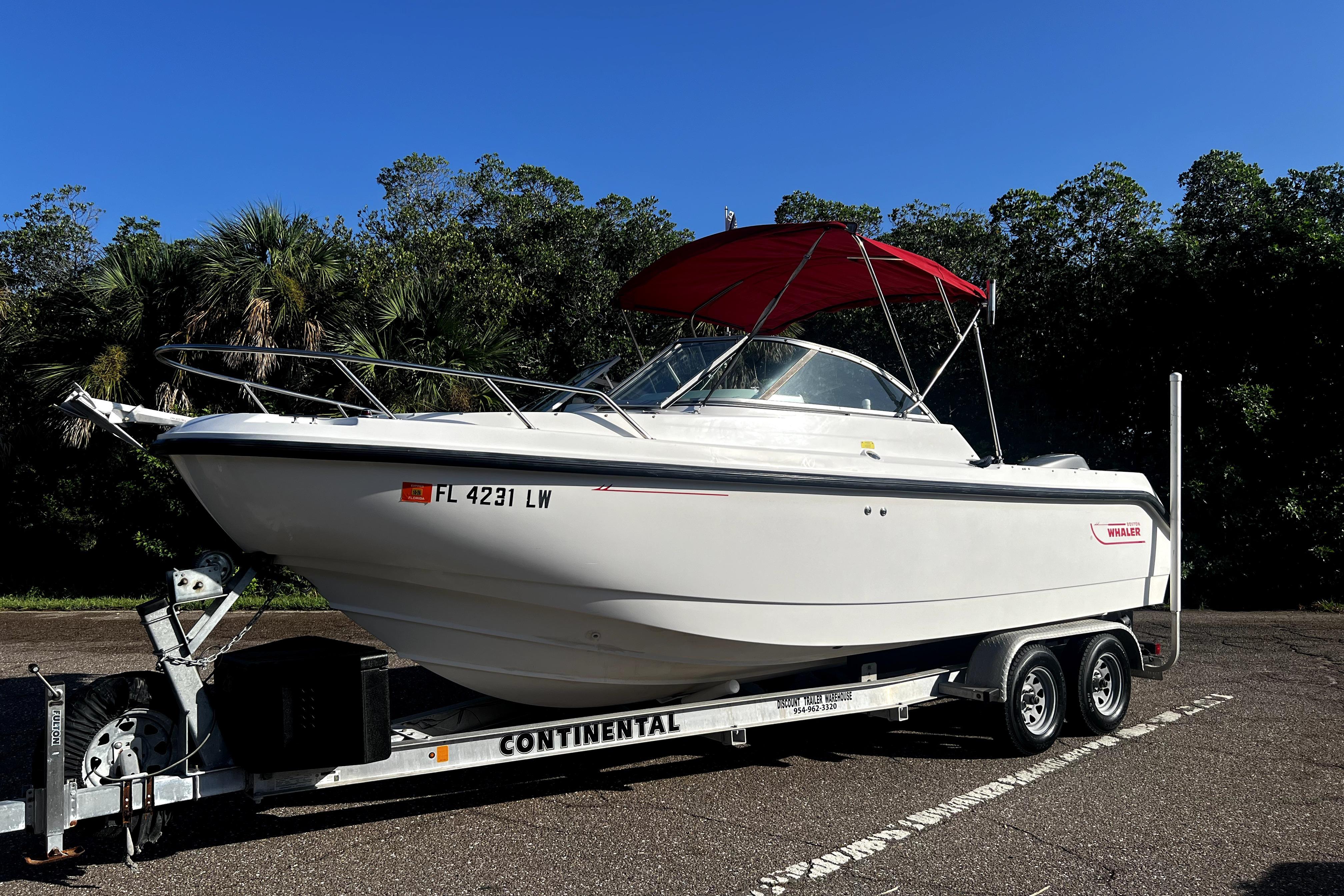 2002 Boston Whaler 210 Ventura