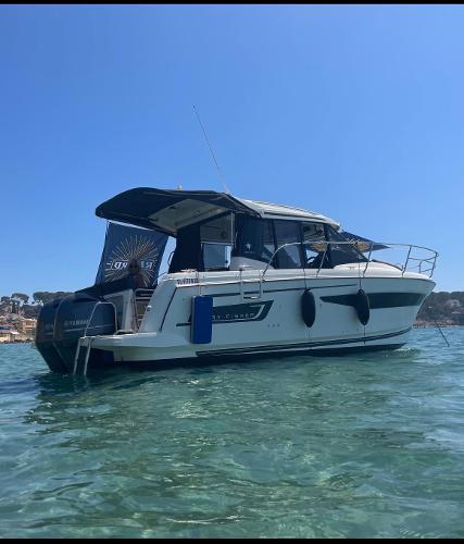 Jeanneau Merry Fisher 895