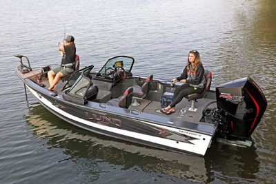 Lund 1875 Pro-V Limited Boat