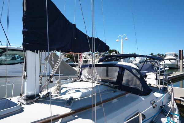 1990 Ericson 32-200