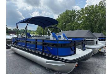 2026 Bennington 23 SF Family / 4-Fish seat
