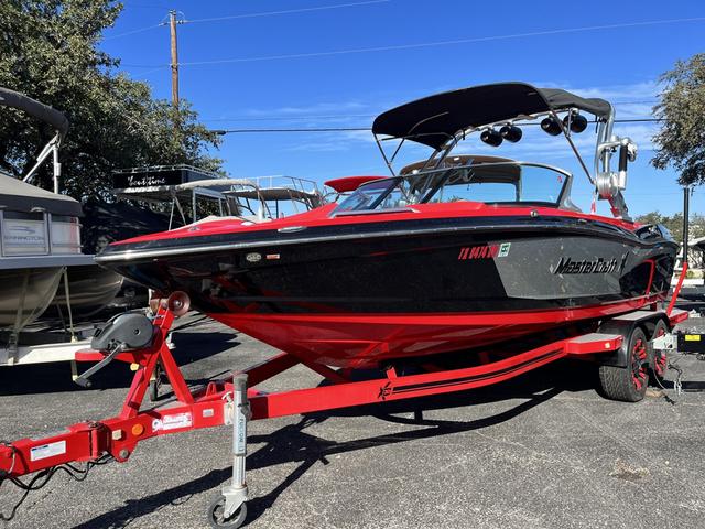 2016 MasterCraft X30