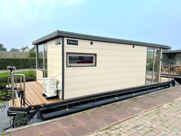 2024 La Mare Houseboat Canalboat 4 (STB4.0) Direct Leverbaar