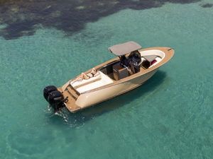 Lilybaeum Levanzo 25 Modern AlCustom Levanzo 25 boat cruising in clear turquoise waters, 2025 model.