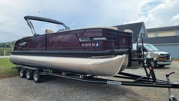 2023 Godfrey Marine AquaPatio 275 CBE iMPACT with 29 in. Center Tube