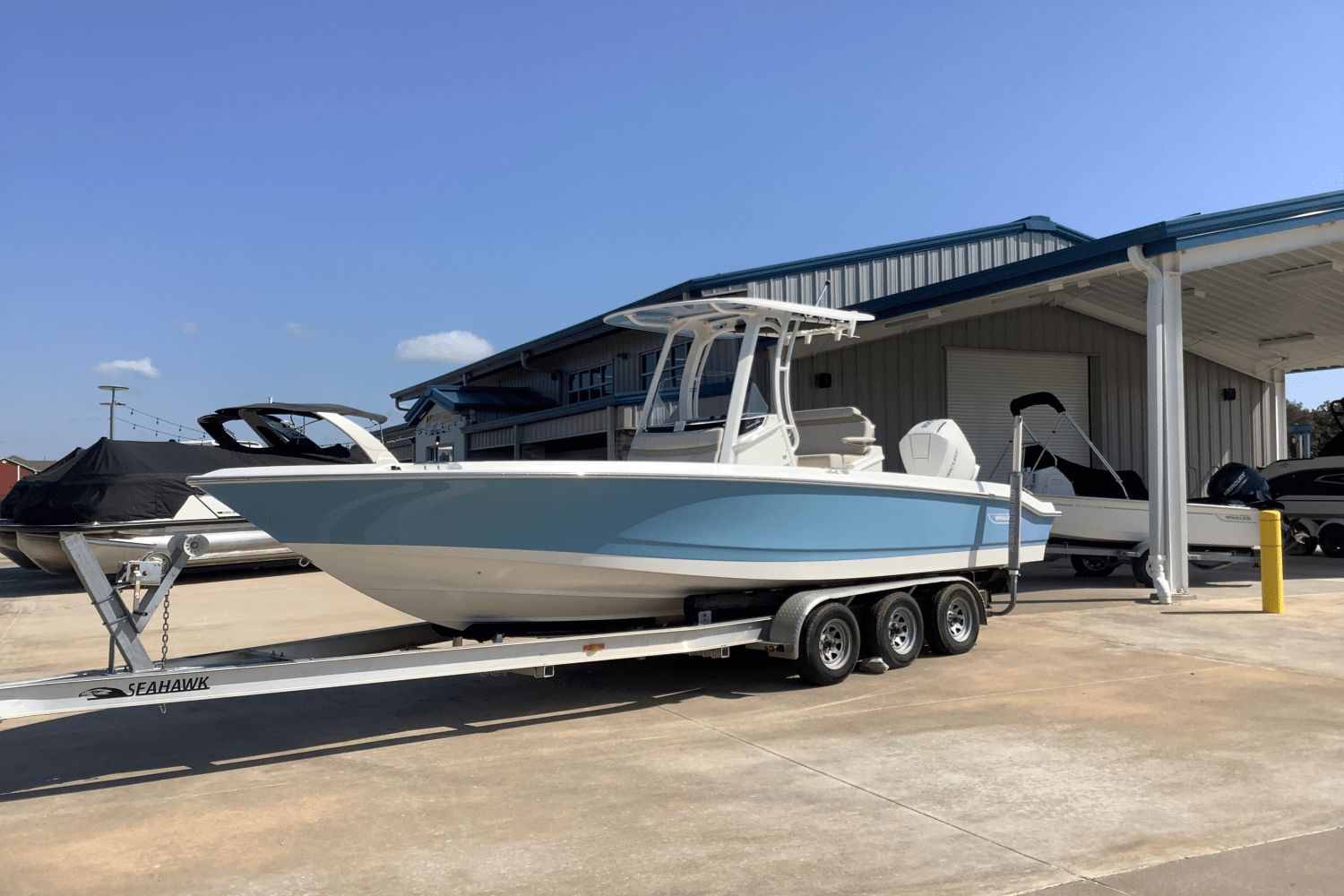 2026 Boston Whaler 250 Dauntless