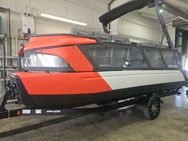 2023 Sea-Doo Switch® Cruise 21-230 hp