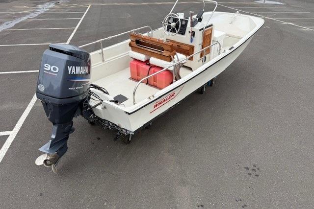 1985 Boston Whaler 17 Montauk