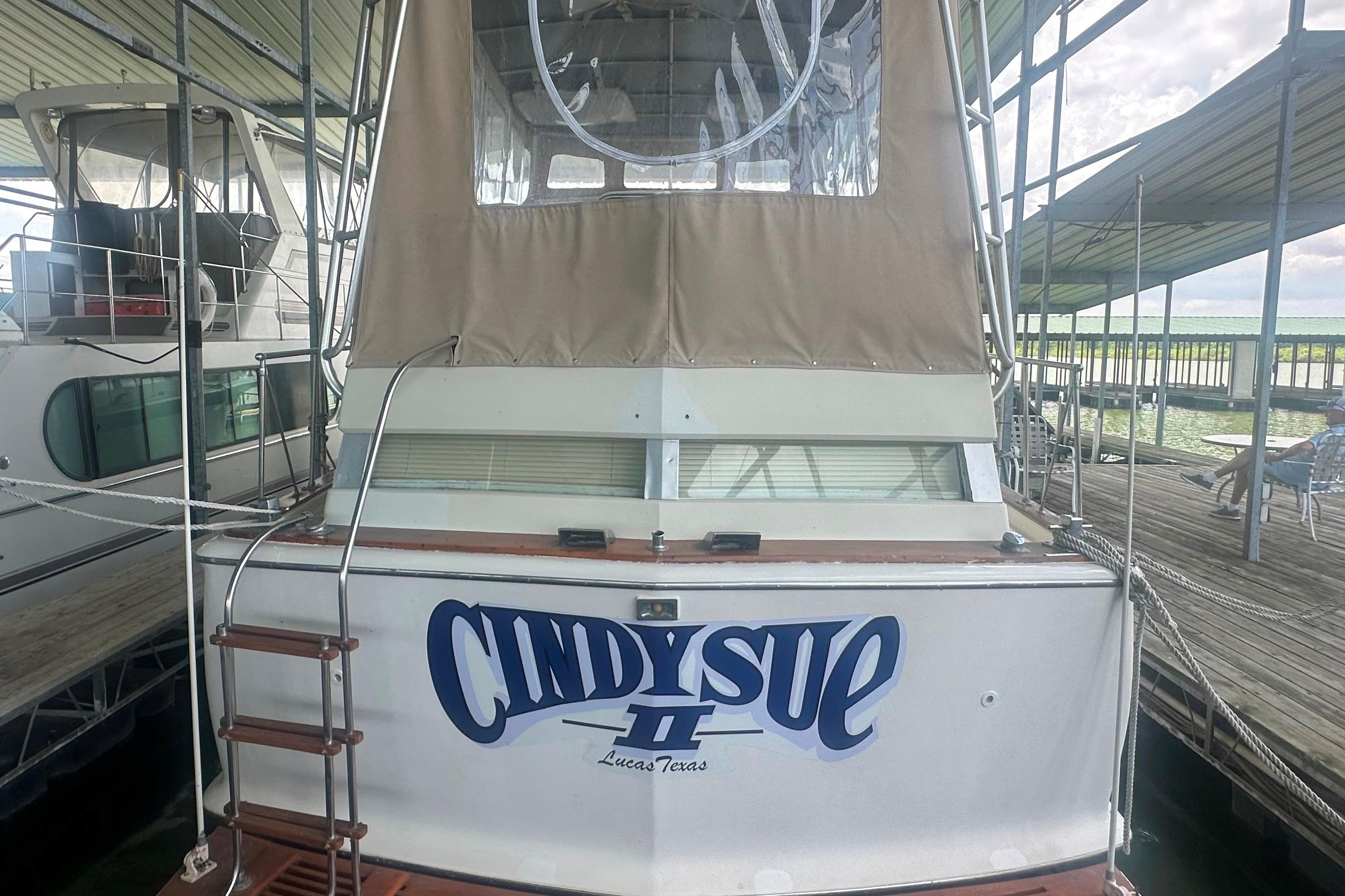 1971 Chris-Craft Commander 42