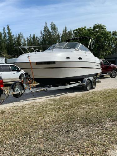 1999 Four Winns 258 Vista