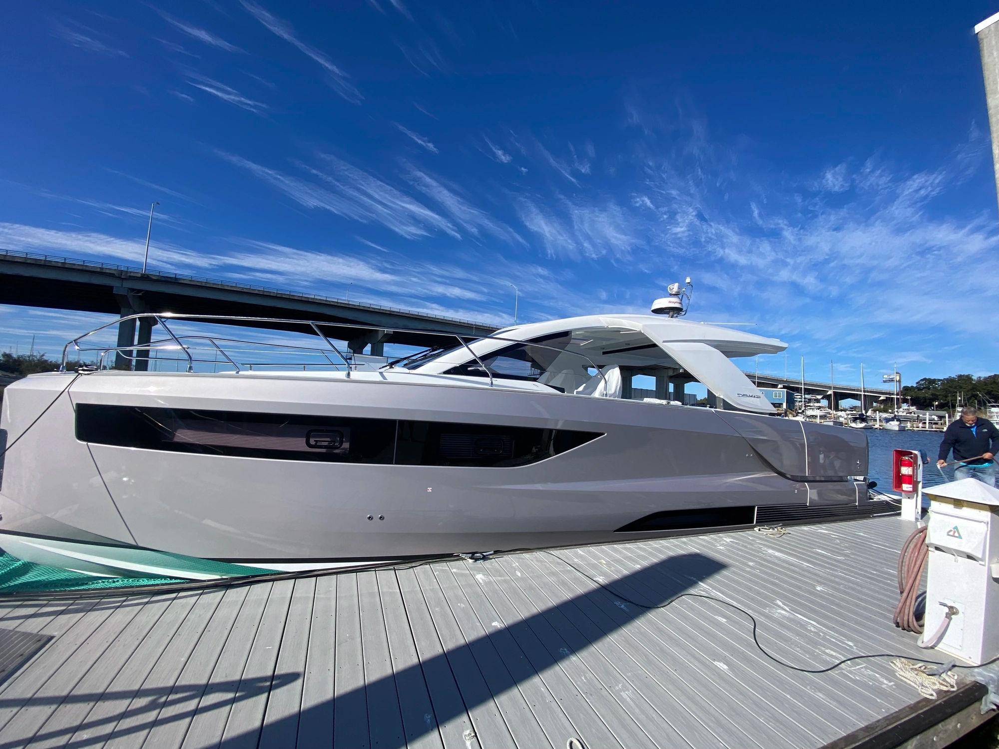 2024 Jeanneau DB 43 OB