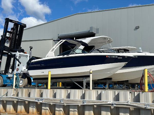 2023 Chaparral 250 OSX