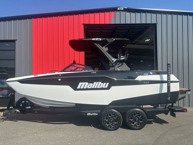 2023 Malibu M220