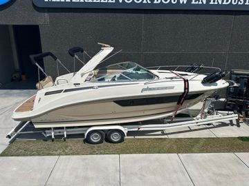 2016 Bayliner 842 Cuddy
