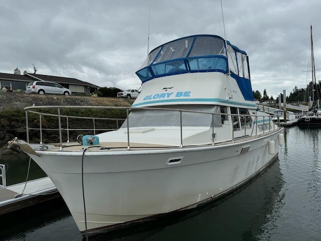 1974 Tollycraft 40 Tri-Cabin