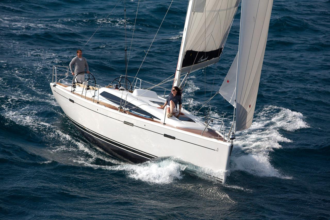 2022 Dehler 38 Sailing Yacht Interior Design