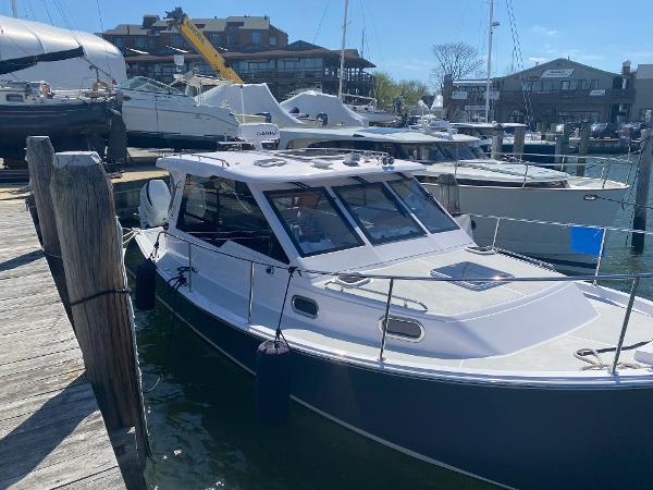 2026 True North 34 Outboard Express