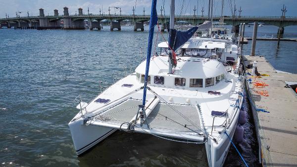 2002 Lagoon 380