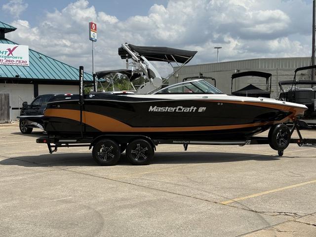 2017 MasterCraft XT23