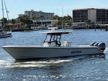 2018 Bluewater Center Console