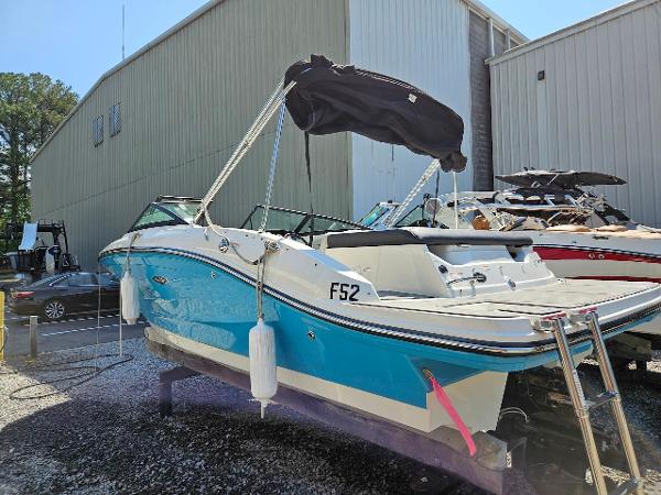 2021 Sea Ray 19SPX Stone/Bimini