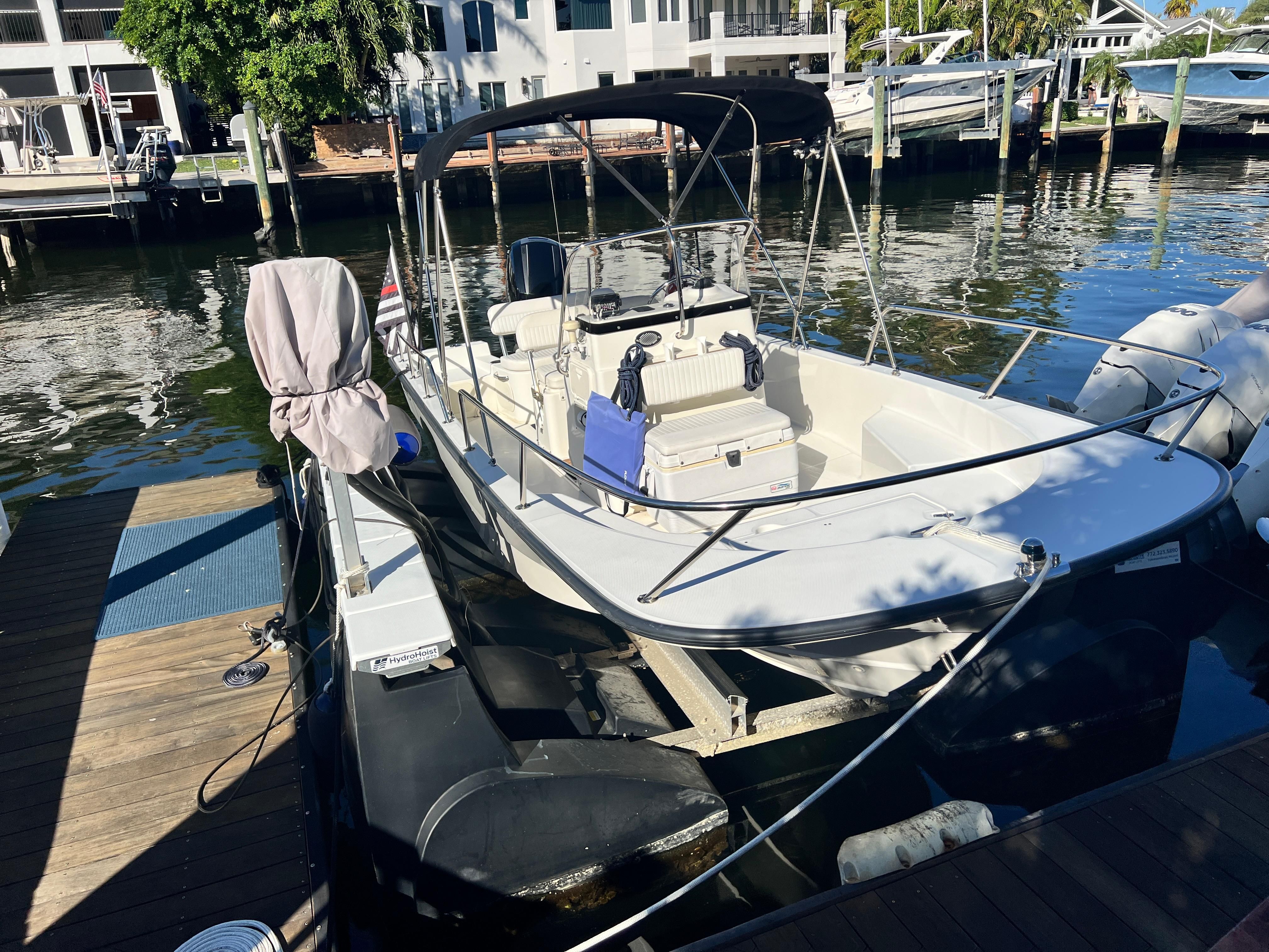 2016 Boston Whaler 190 Montauk