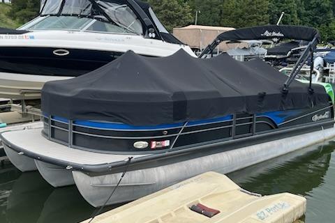 2018 Misty Harbor S2385SU