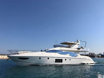 2009 Azimut 70