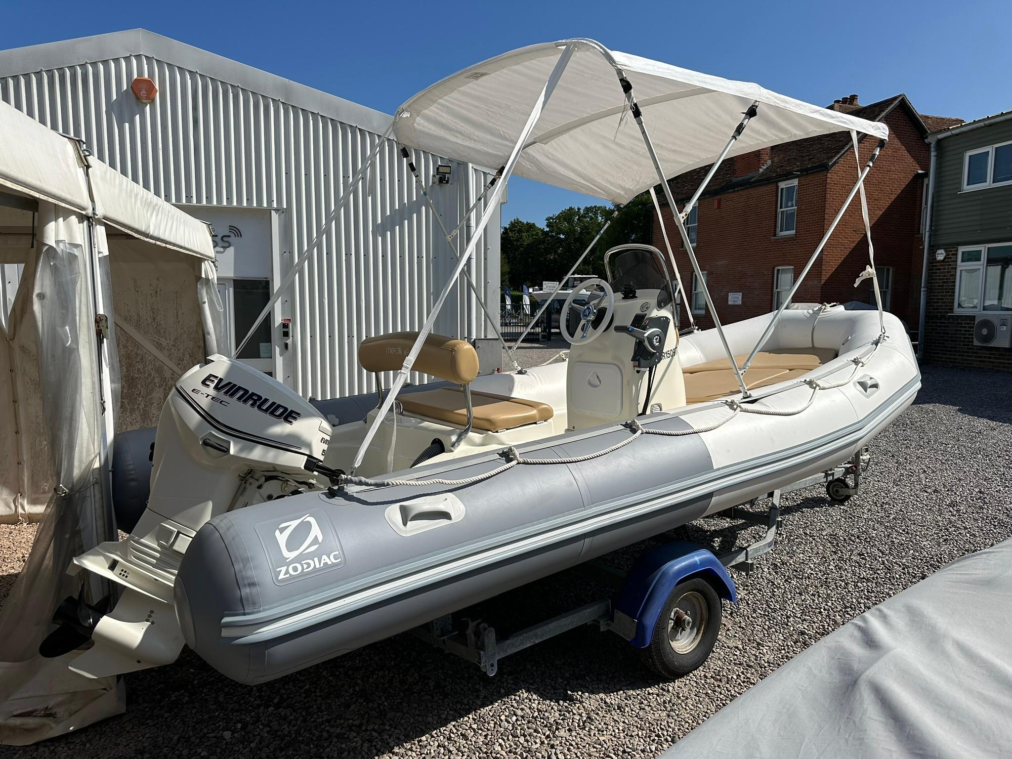 2011 Zodiac Medline 500
