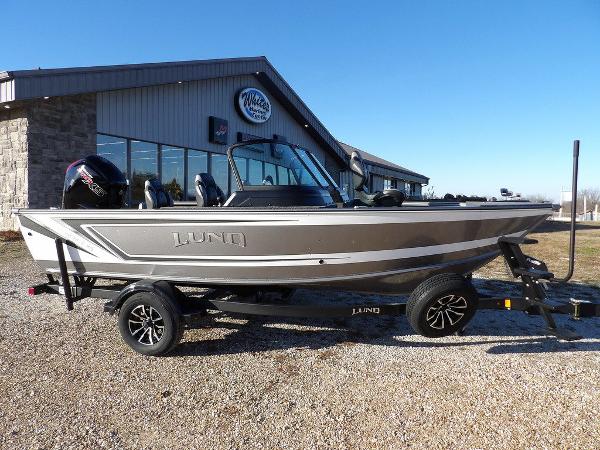2025 Lund 1775 Impact XS Sport