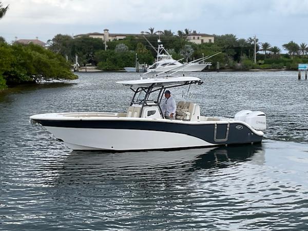2017 Sea Fox 288 Commander