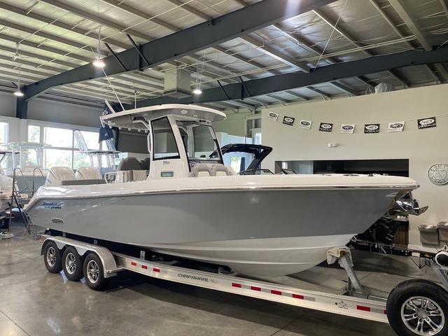 Everglades 285 Center Console