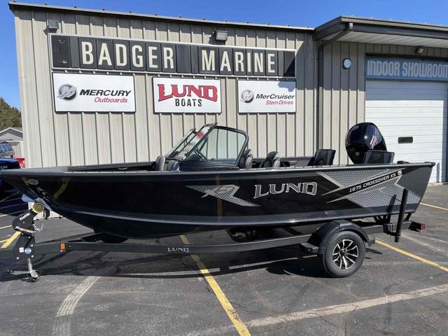 Lund 1875 Crossover XS boats for sale in Wisconsin 