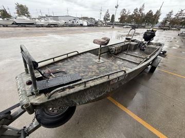 2005 Gator Trax 18