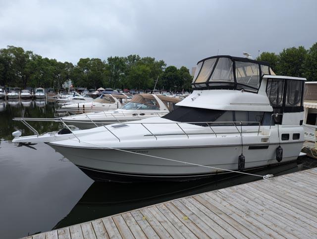 1993 Silverton 34 Motor Yacht