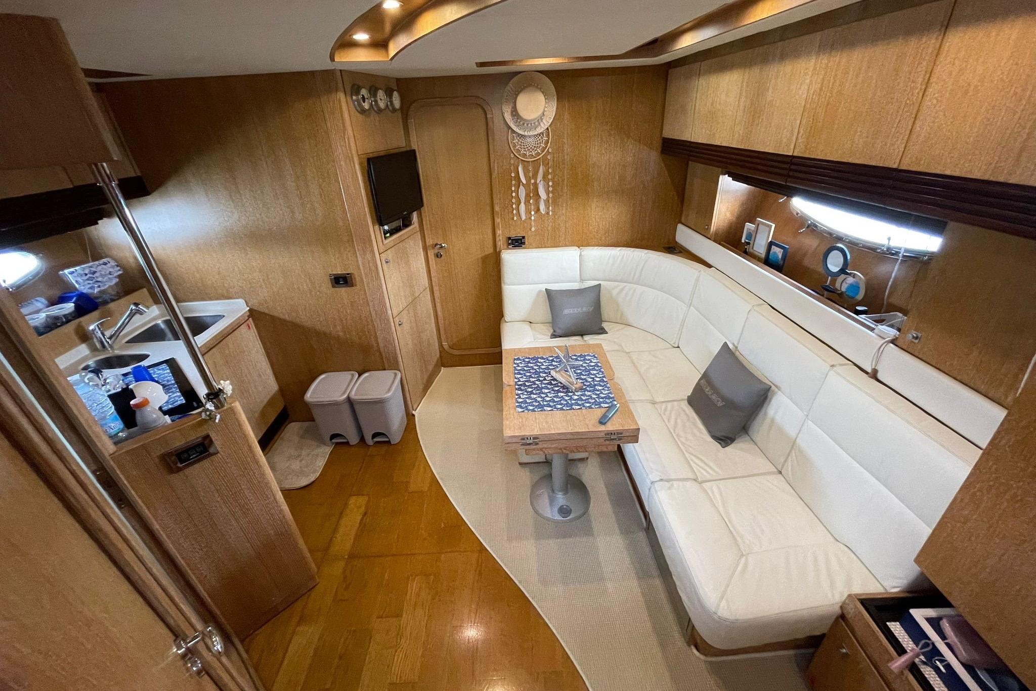 2008 Rizzardi Incredible 45