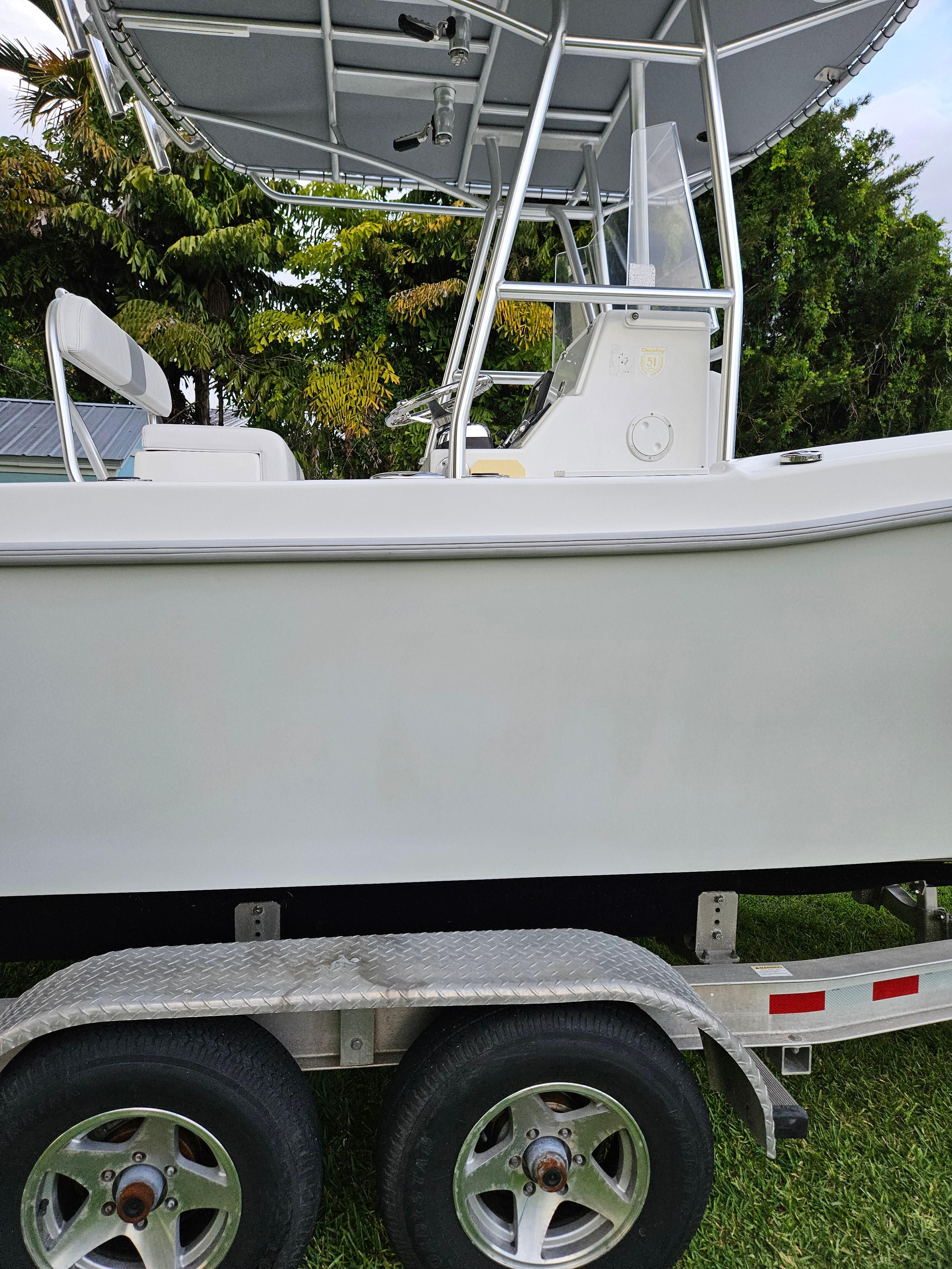 2018 Dusky 252XF