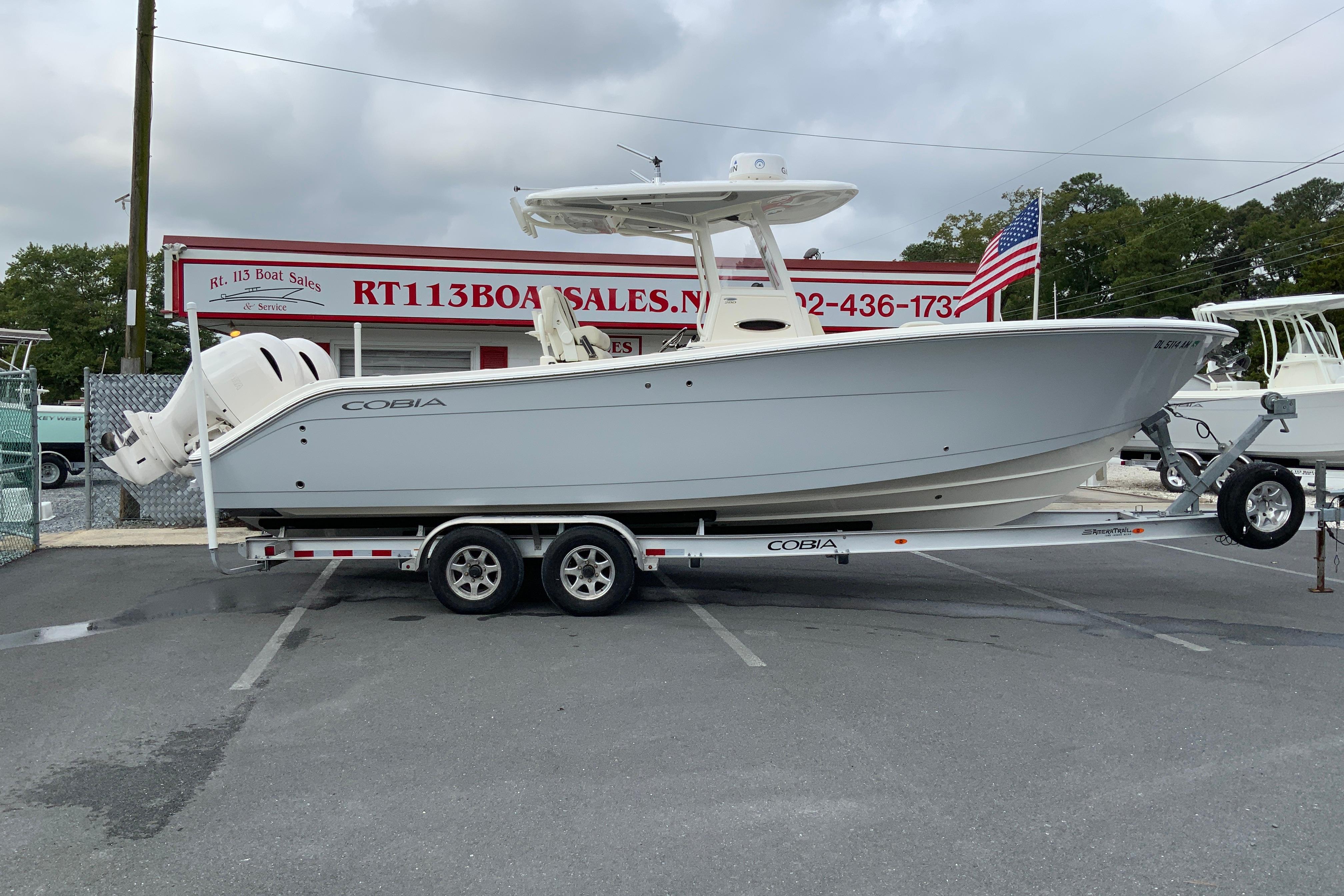 2019 Cobia 280 Center Console