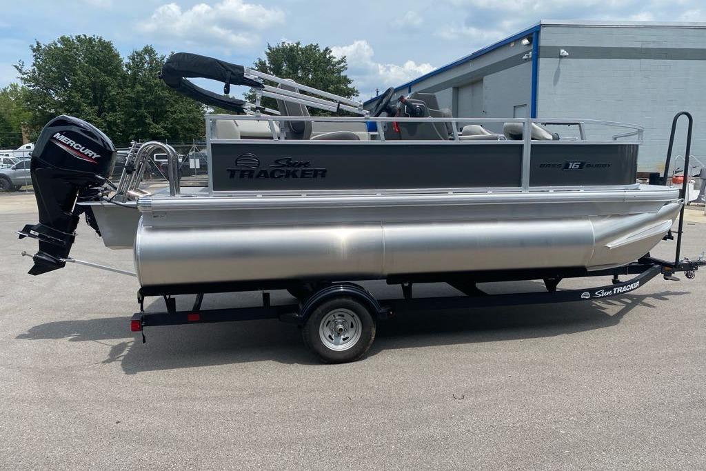 2026 Sun Tracker Bass Buggy 16 XL Select