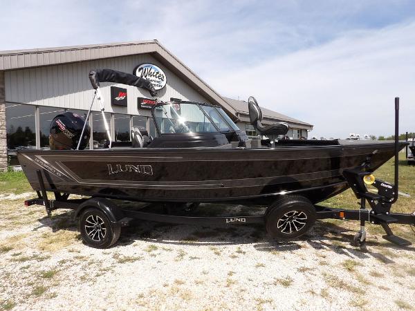 2025 Lund 1875 Impact XS Sport