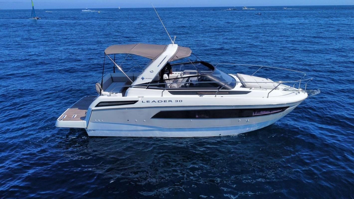 2017 Jeanneau Leader 30