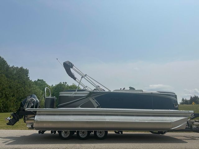 2025 Tahoe 2185 LTZ Quad Lounger