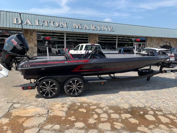iKon LX20 2024 iKon LX20 boat at Dalton Marine dealership, featuring sleek design and modern features.