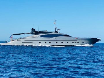 2005 Palmer Johnson 120